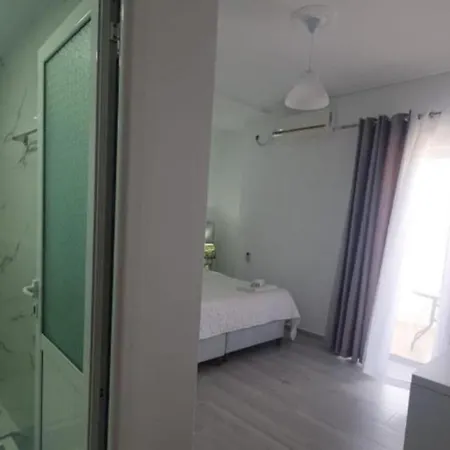 Ceko Hotel Sarande