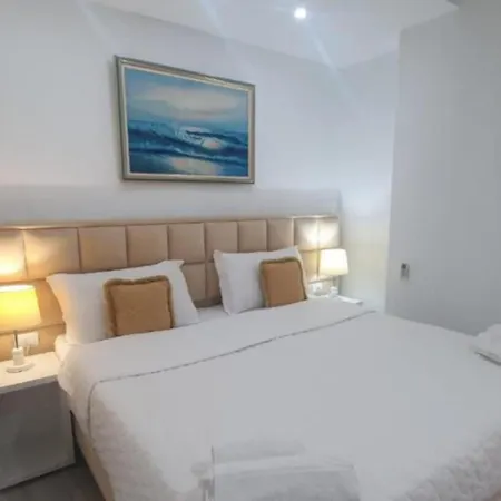 Hotel Ceko Sarande